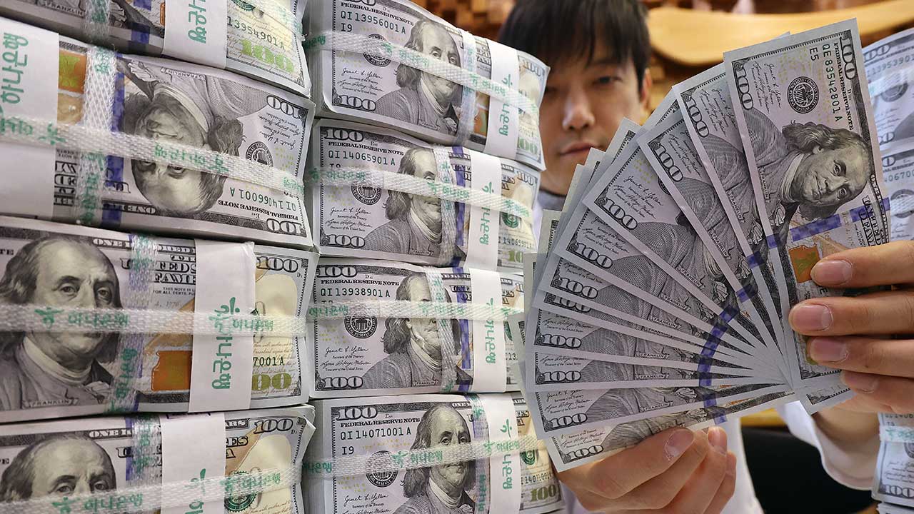 지난달 외화예금 17억 달러 늘어‥