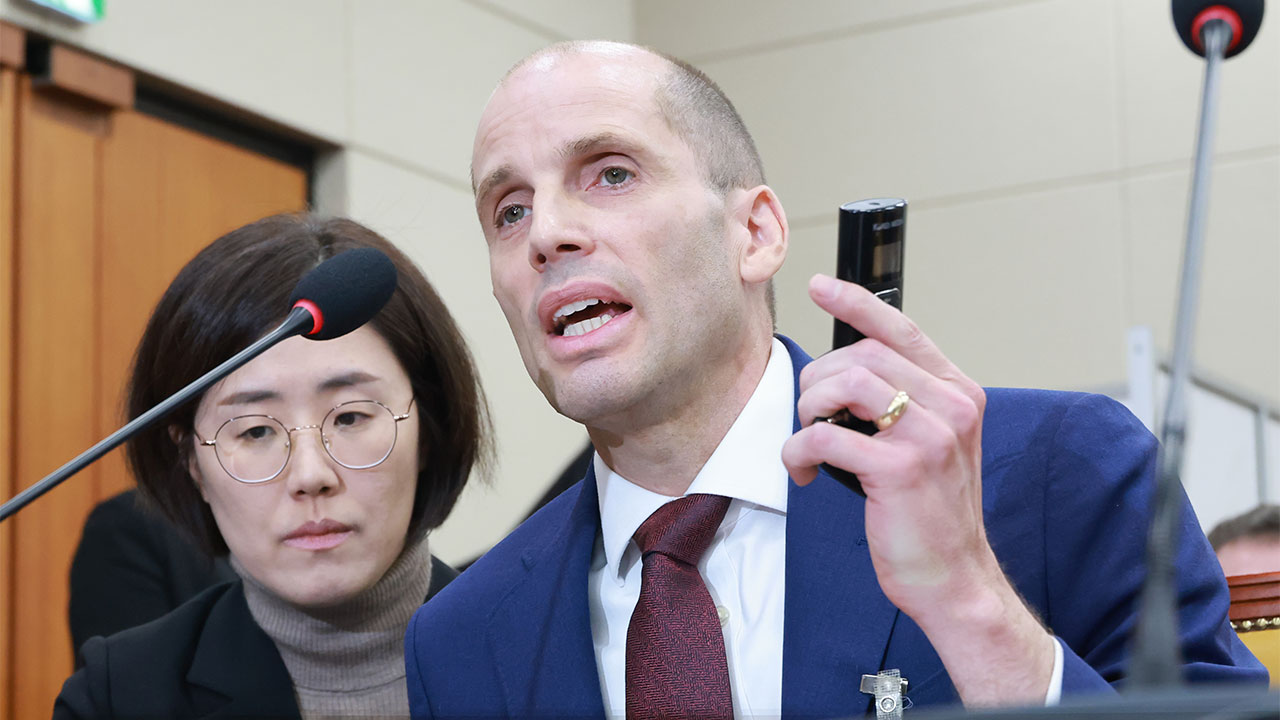 쿠팡 임시대표 "국정원이 피의자와 연락 요청‥김범석과 지속 협의"