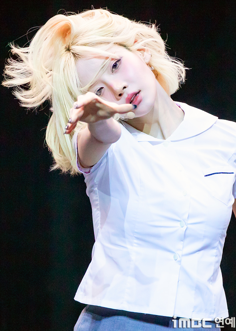 포토 트리플에스 김나경 기브 미 양갱