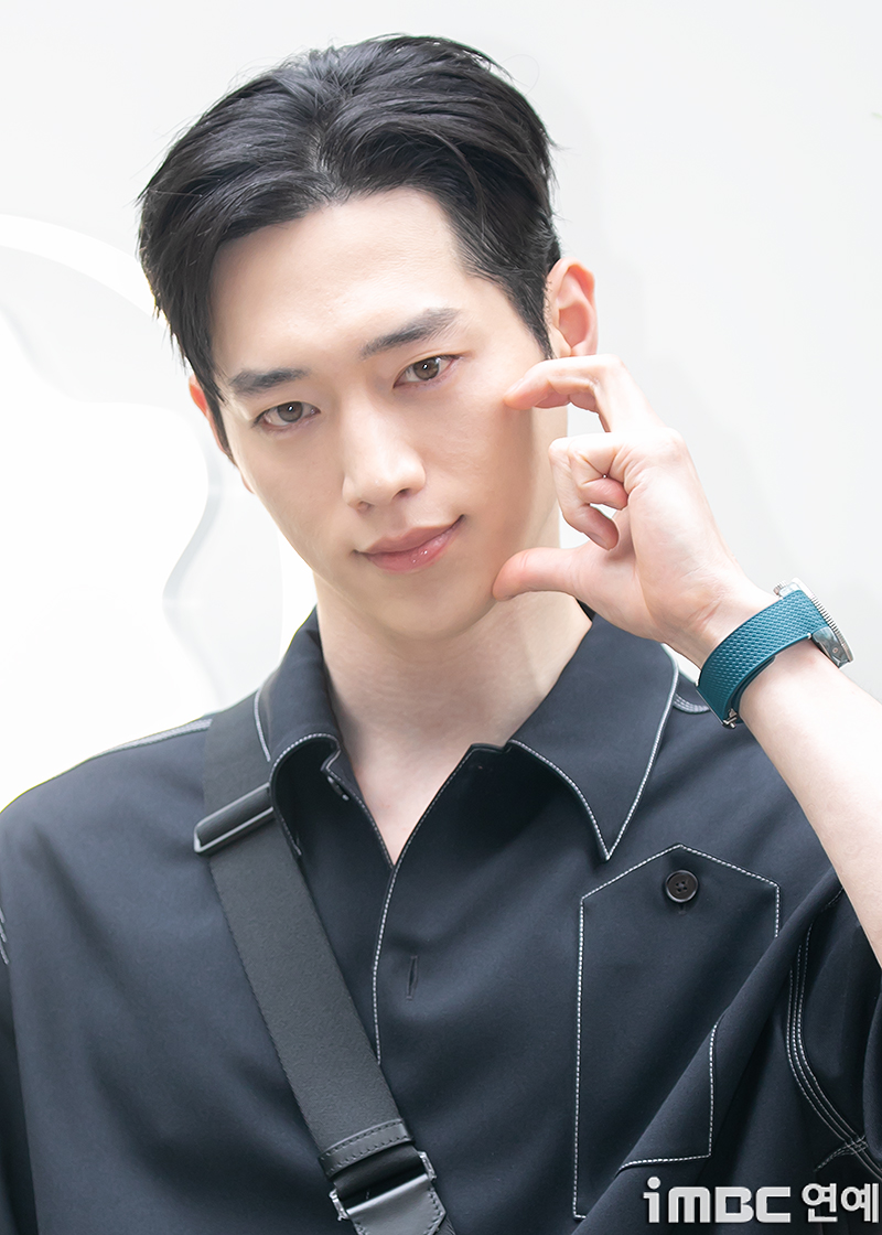이미지 설명