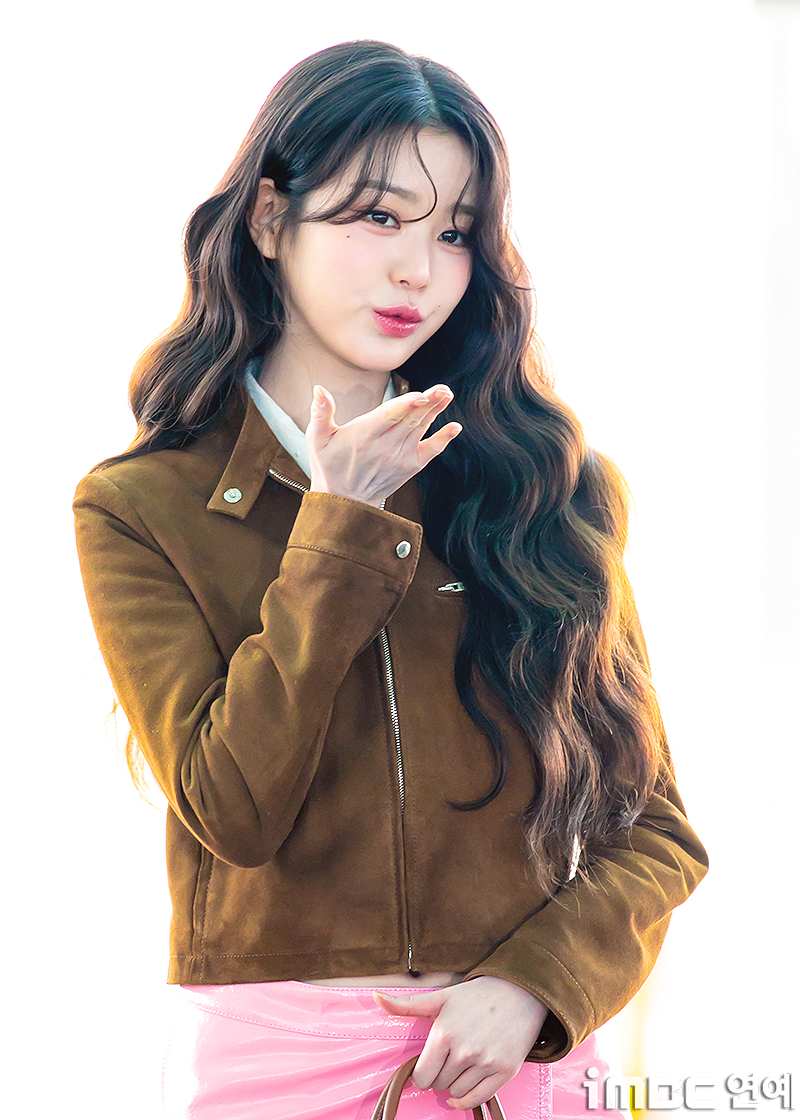 탈덕수용소 상대로 승소한 장원영 소속사 "사이버렉카에 강력한 경고" 전문