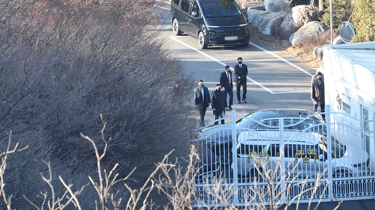 민주당 "경호처 '공포탄 써도 밀리면 실탄 발포하라' 명령"