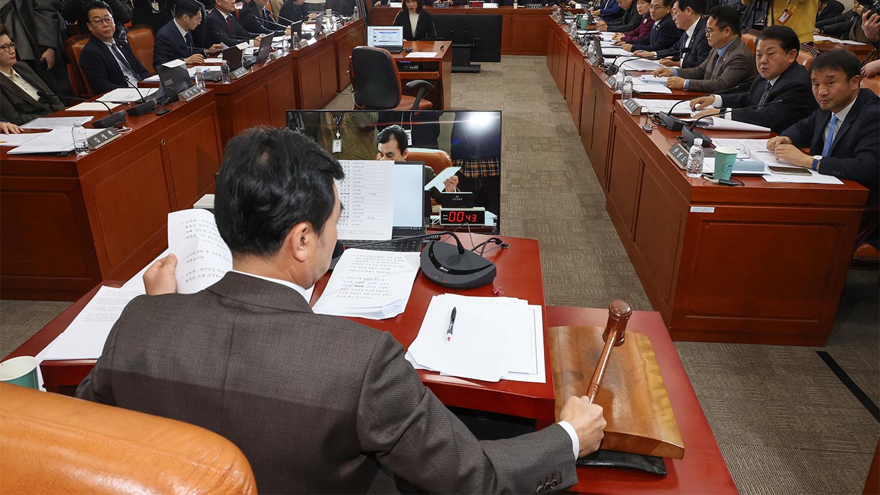 국회 내란 국조특위, 윤석열 대통령 등 동행명령장 발부