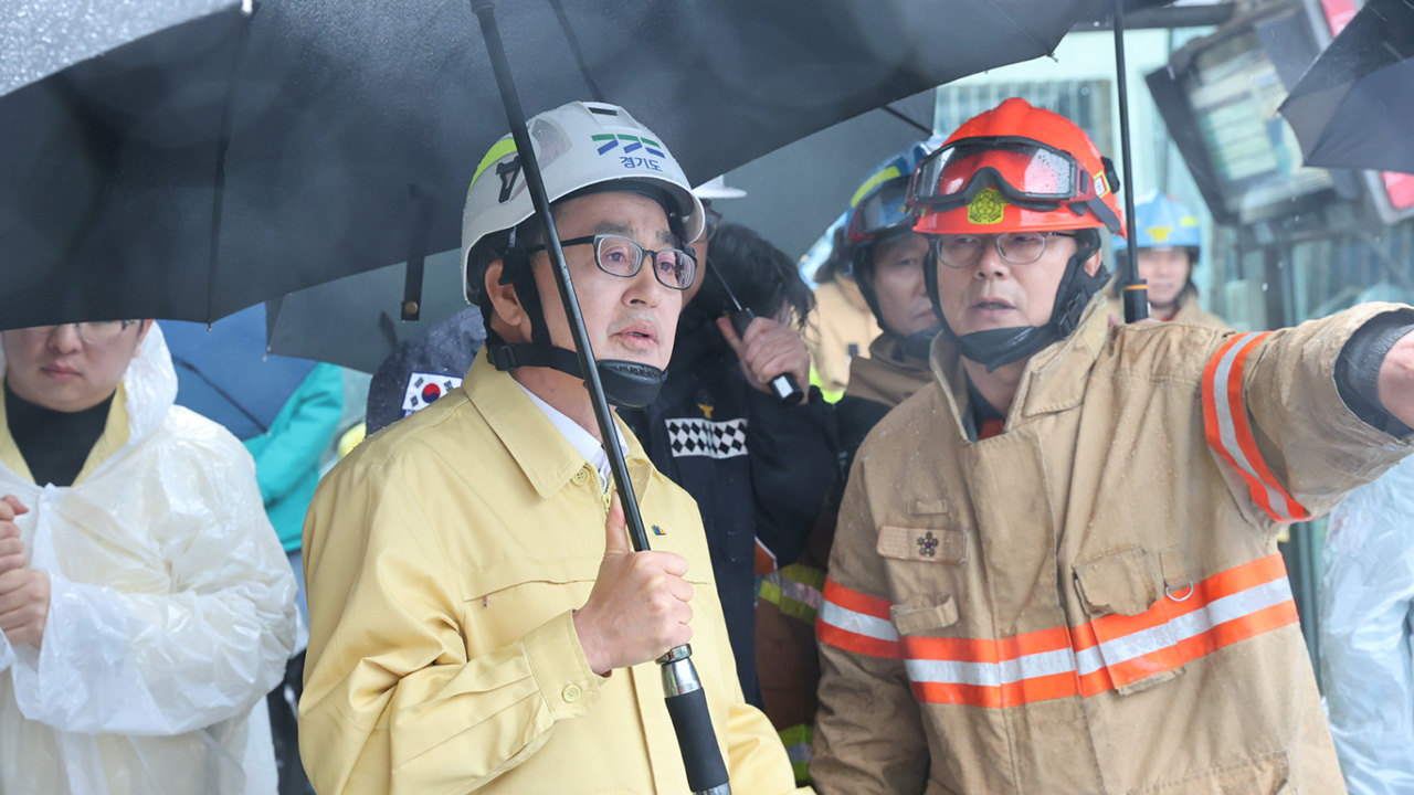 김동연 "빠른 시간 내 실종자 구조‥추가 위험 정밀진단도"