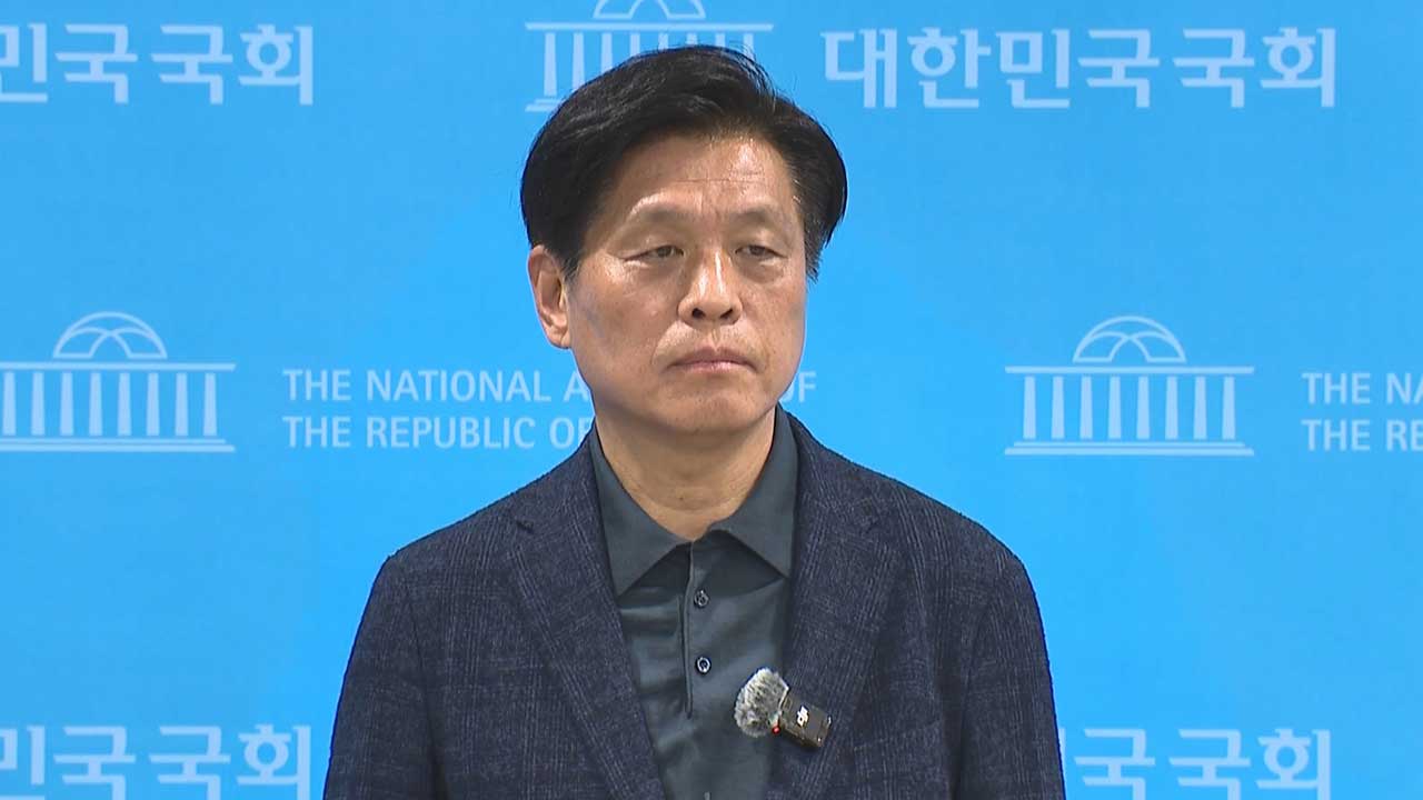 민주 "윤석열, 개선장군 행세‥청년 지지자 오열도 연출한 '퇴거쇼'"
