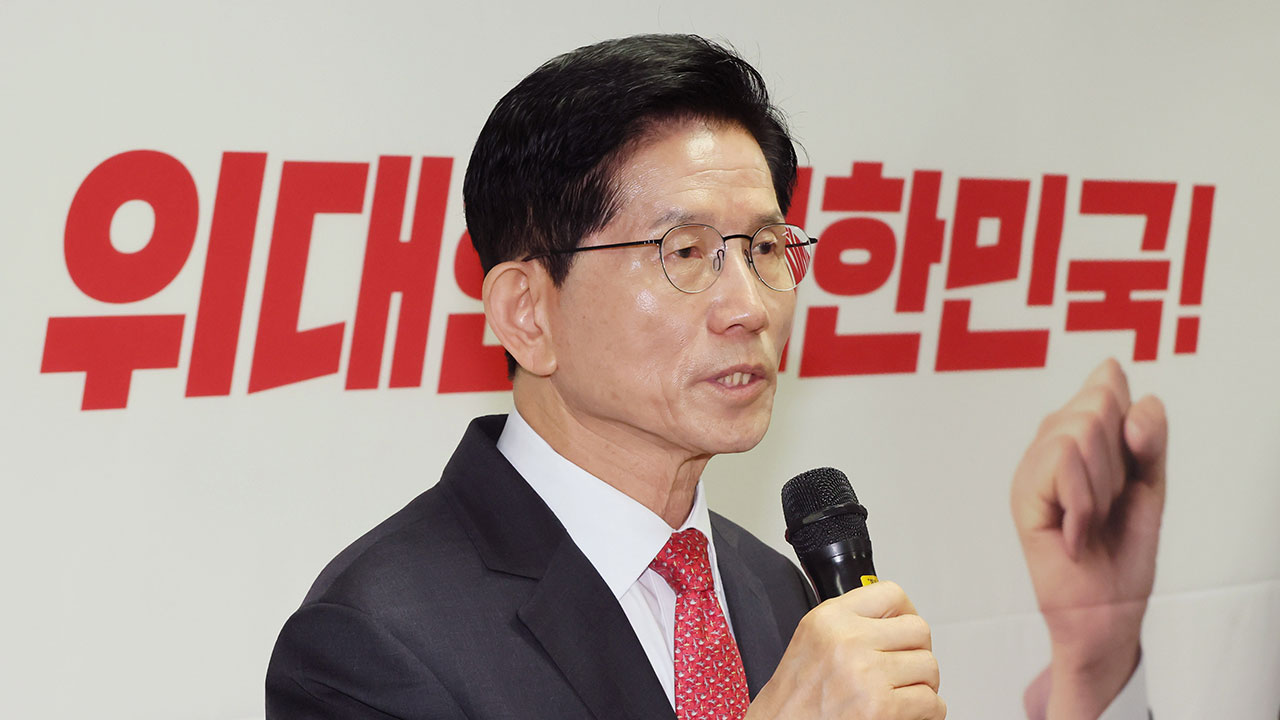 김문수 "65세 이상, 출퇴근 시간 외 버스 무료탑승" 공약