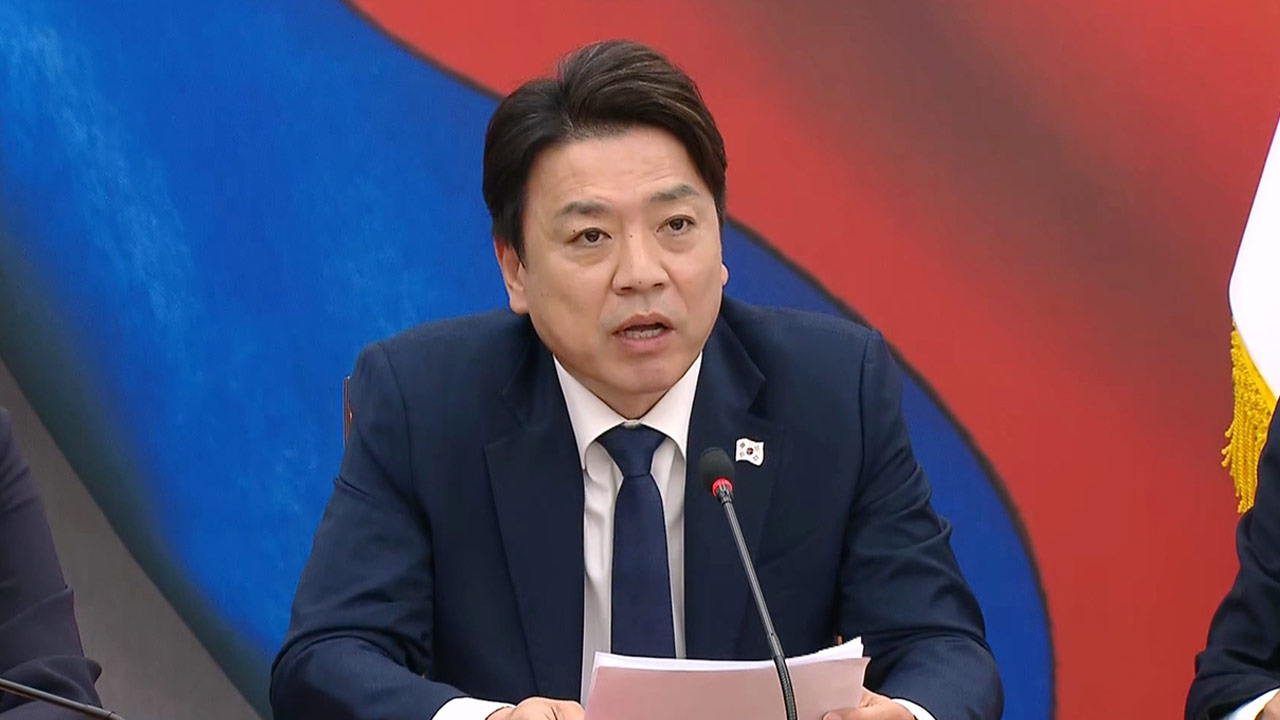 부승찬 "국방부 78조 원 구축함 '수의계약' 제보방산 게이트 의심"