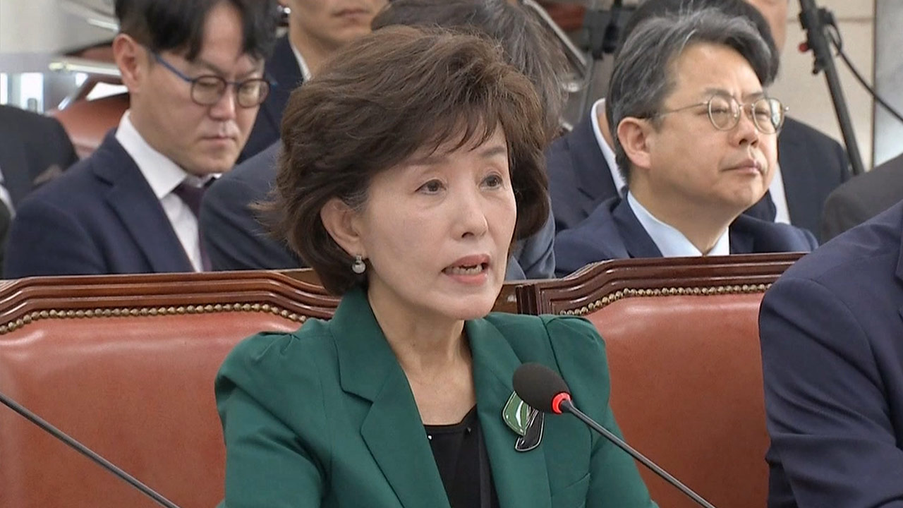 '5·18 북한군 음모론'에 진화위원장 "진실 잘 모른다"‥퇴장도 거부