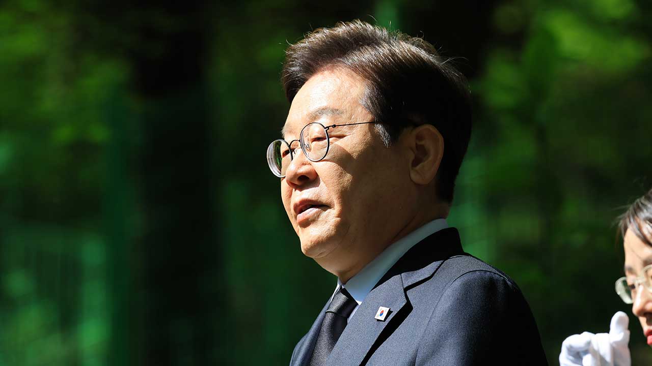 이재명 "국내 생산·판매 반도체 최대 10% 세액공제"