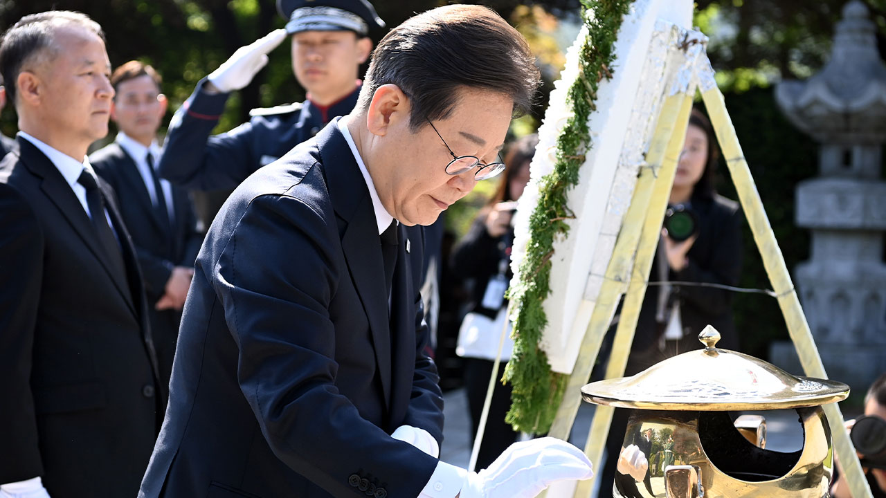 이재명 현충원 참배‥이승만·박정희 묘역도 참배 "색깔·차이 넘어야"