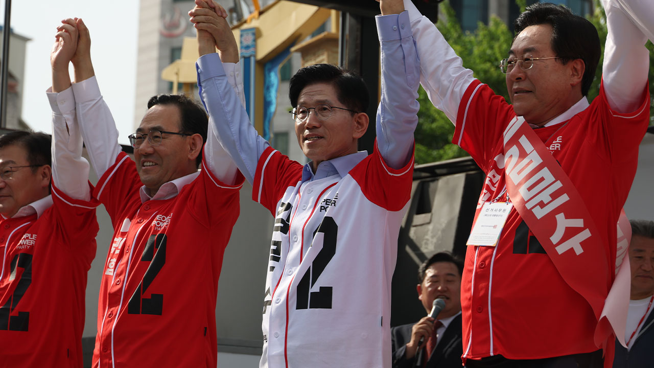 바카라사이트 홍보 승리바카라 "김문수 캠프, 5·18 목전에 광주학살 정호용 영입 시도, 제정신인가"