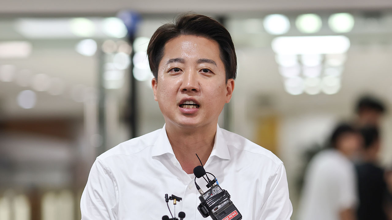 이준석 "김문수, 이재명 견제 못해‥40세 이준석 대안이 74세 김문수?" 