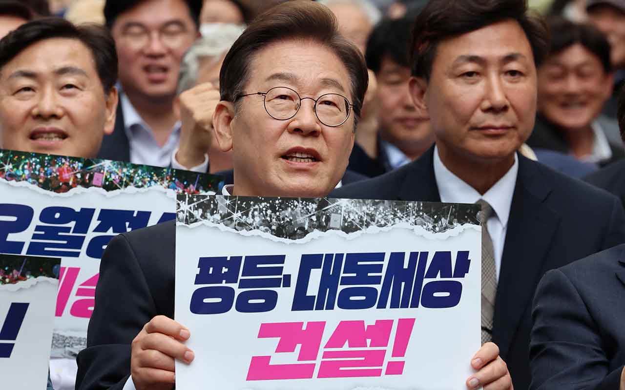 이재명 "尹 탈당, 정치적 전술 아닌가‥국민의힘이 제명했어야"