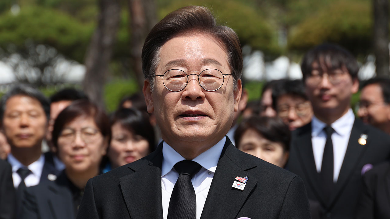 이재명 "대통령 4년 연임제 개헌 때 재임한 대통령 적용 안 돼"