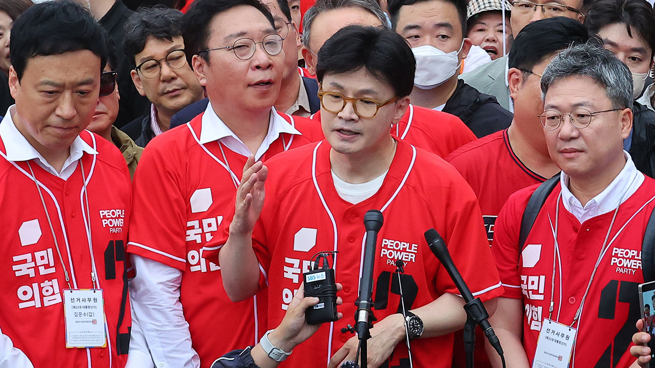 한동훈, 부산에서 첫 지원 유세‥"'친윤' 빅텐트 돼선 안 돼"