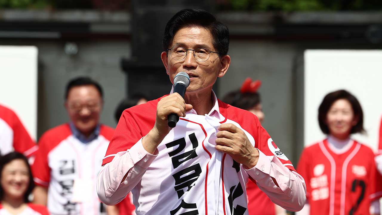 민주당 "김문수 '도지사 갑질' 논란, 불법후원 기업연관‥해명해야"