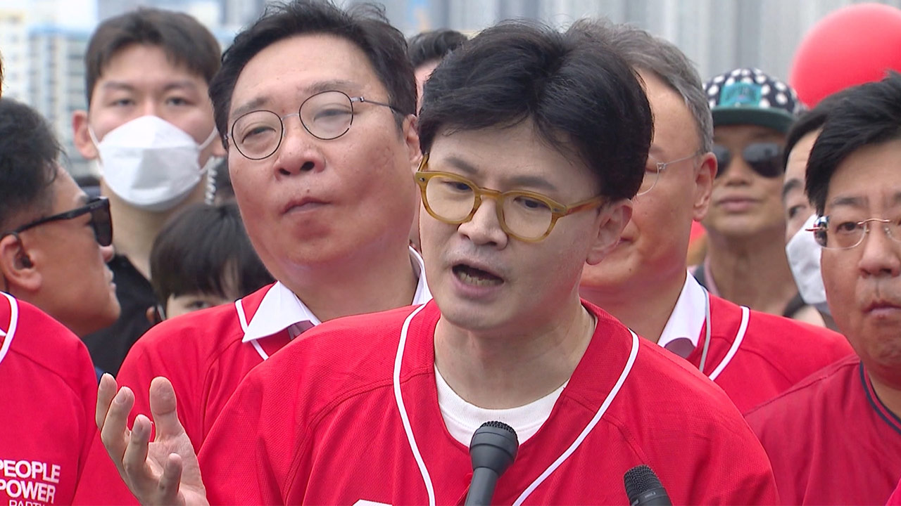 한동훈 "'윤 어게인'·부정선거론자 손잡으면 자멸 지름길"