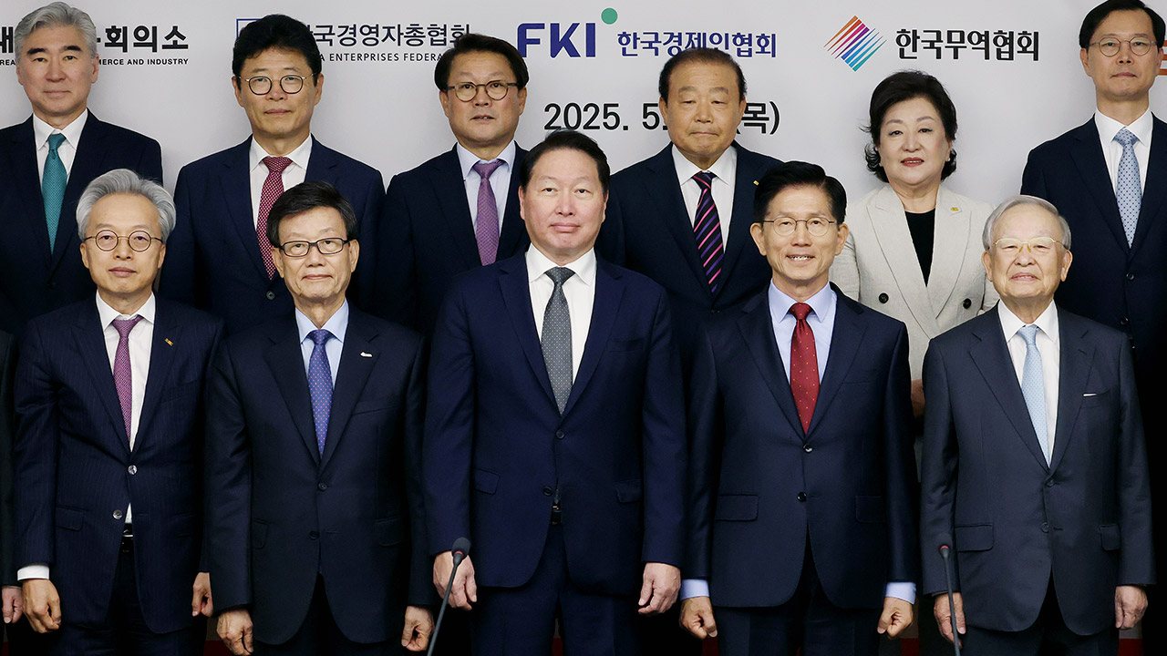 김문수 "기업하기 좋은 나라 만들 것‥기업 민원전담 수석 설치"