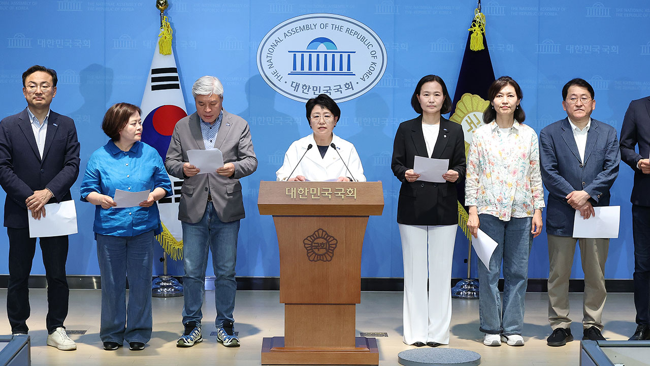 조국혁신당 "사법부, 이재명 대통령 재판 즉각 중단해야"