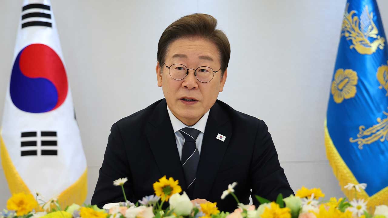 한국갤럽 "이재명 대통령 직무수행 전망에 70% '잘할 것'"