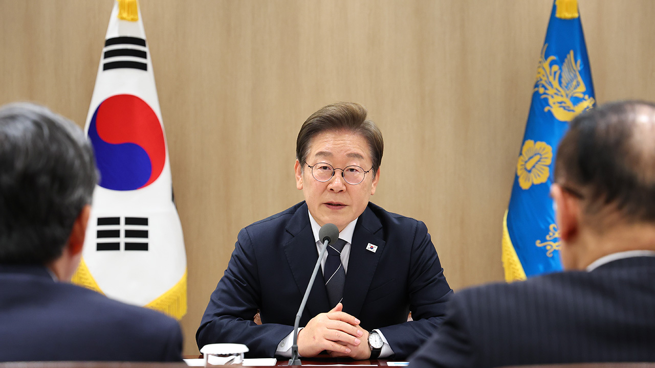 이재명 대통령 "인도 항공사고에 충격‥피해자와 가족에 깊은 애도"