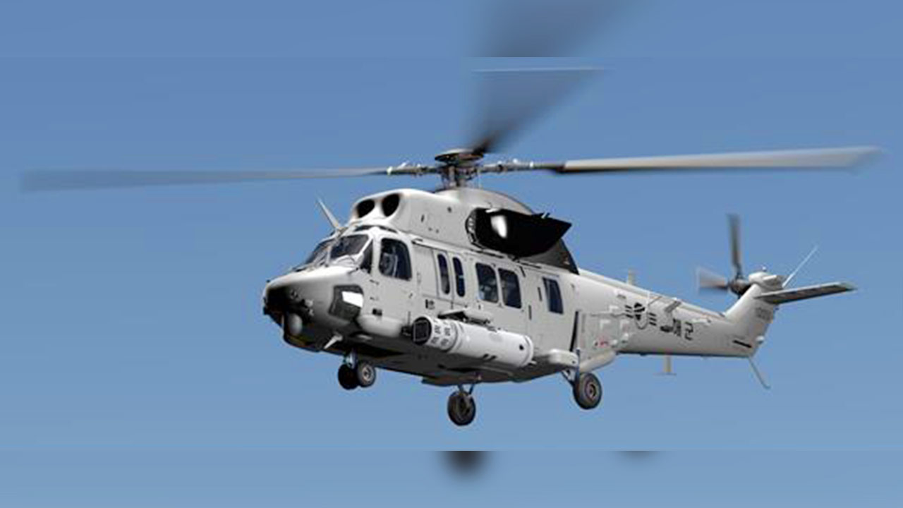 '수중 지뢰' 공중에서 제거‥국산 소해헬기 시험비행 성공