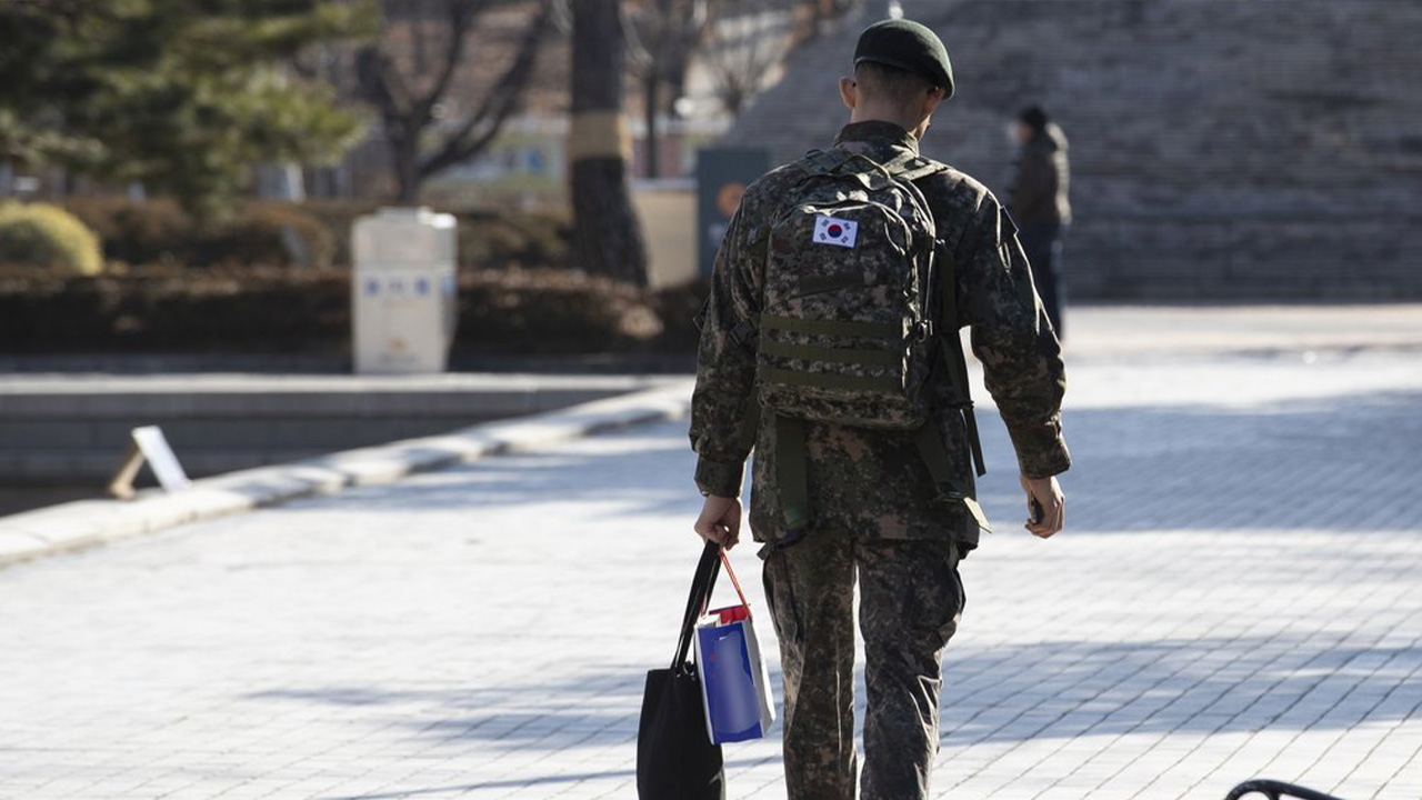 '일병만 15개월' 우려에‥국방부, 자동진급 폐지 전면 재검토