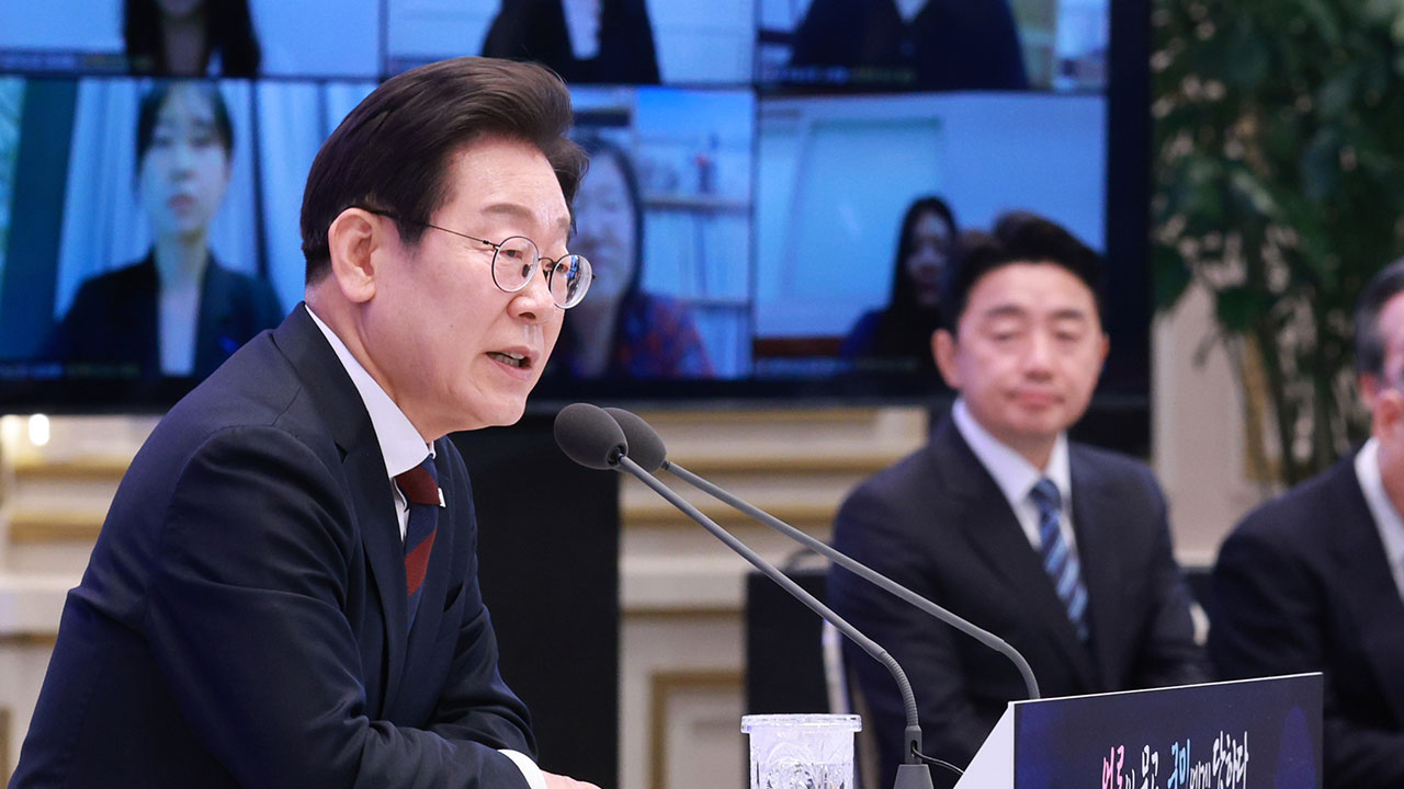 이재명 대통령 "추가 추경, 가봐야 안다‥재정상황 녹록지 않아"