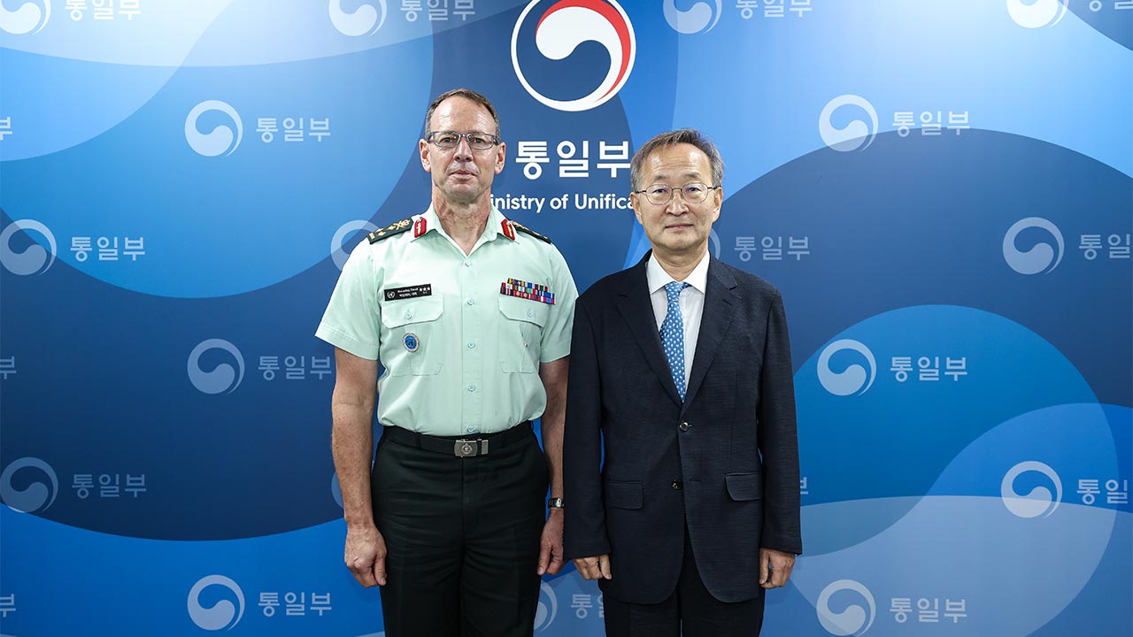 통일차관, 유엔사 부사령관 접견‥"한반도 평화·협력 강화 논의"