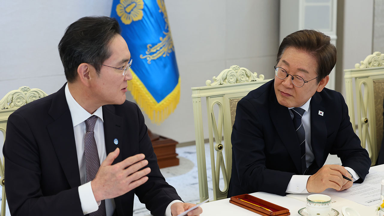 이재명 대통령, 이재용 회장과 만찬‥현대·LG·한화·SK 이어 회동