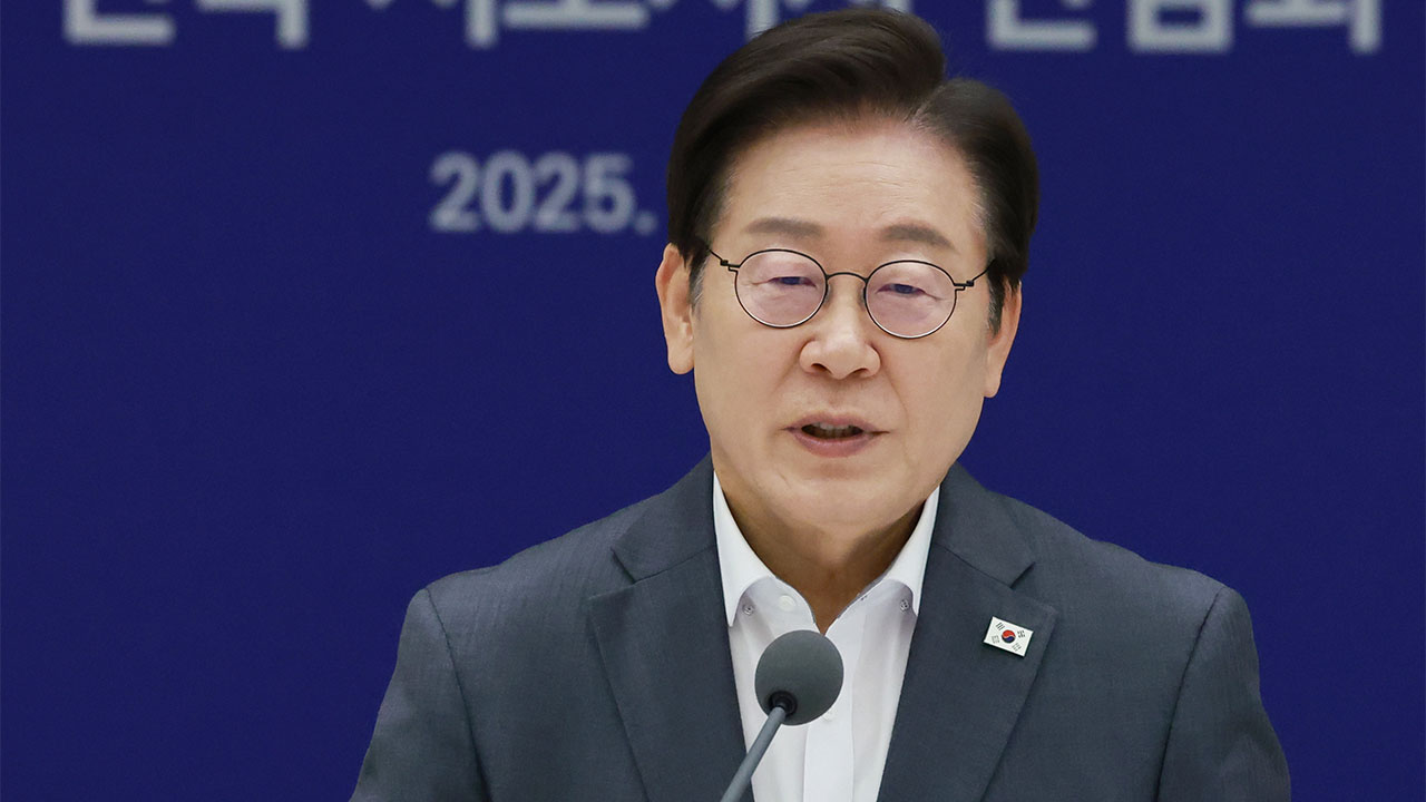 이 대통령 "민주당 하나일때 가장 강해‥'원 팀'으로 앞장서야"