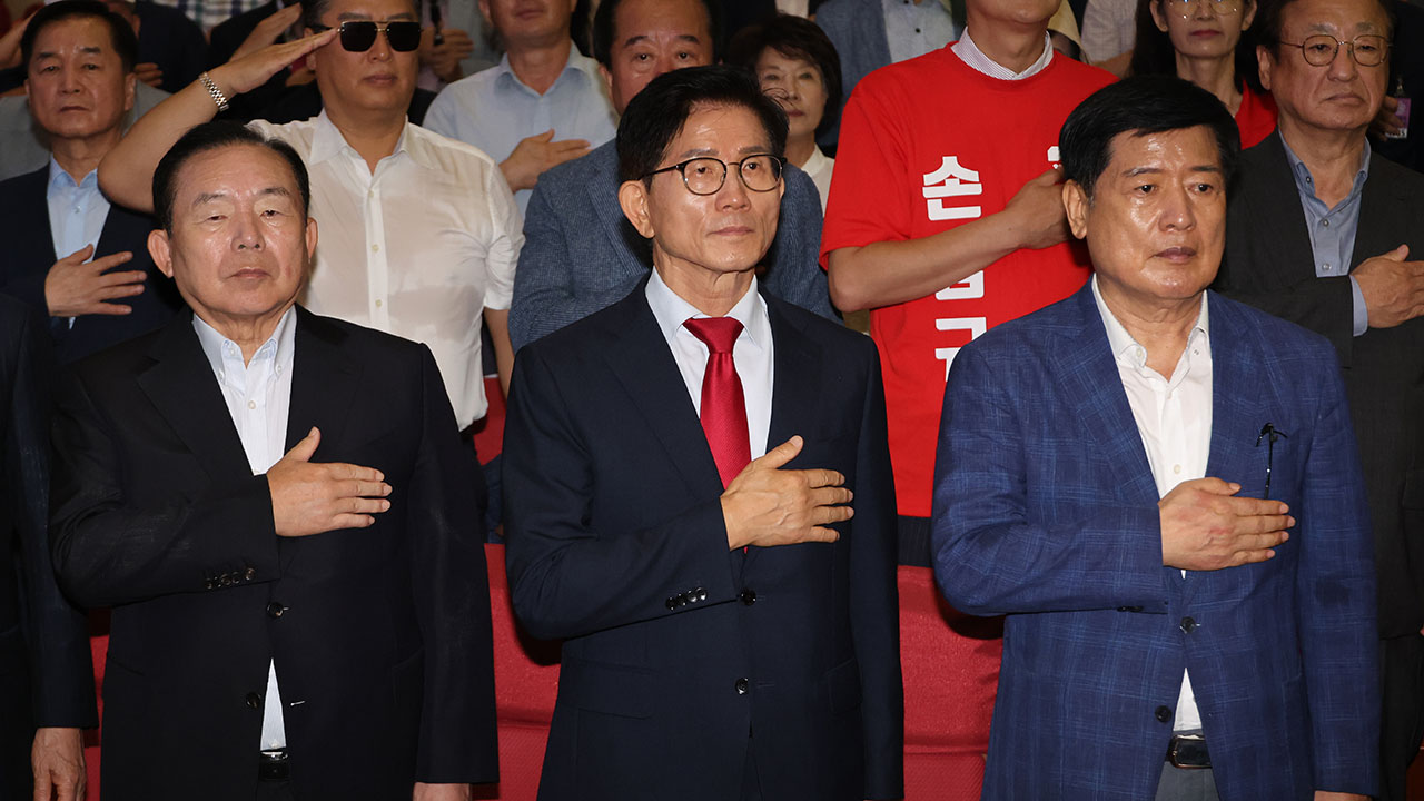 '민주주의 지키는 데 피가 필요하다' 김문수 향해 민주당 "반정부·유혈사태 조장"