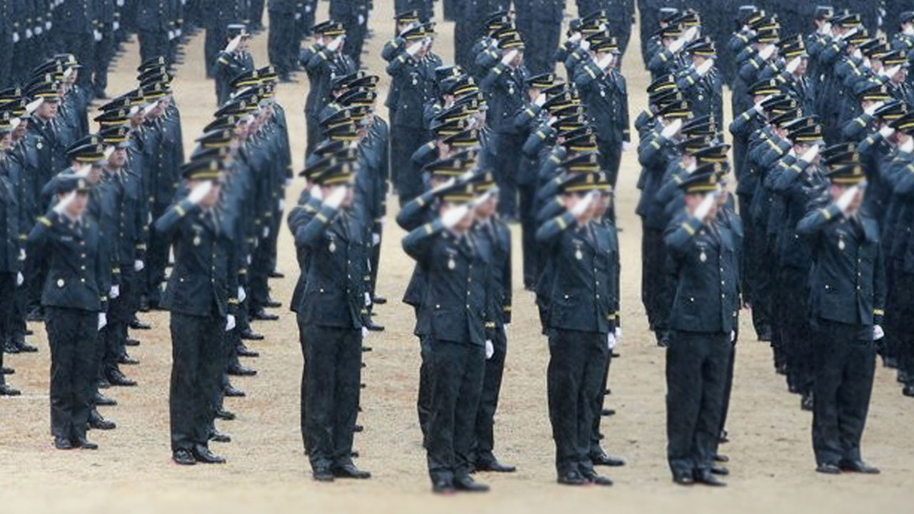 군 장성 진급자 10명 중 7명이 '육사' 출신‥"과도한 집중"