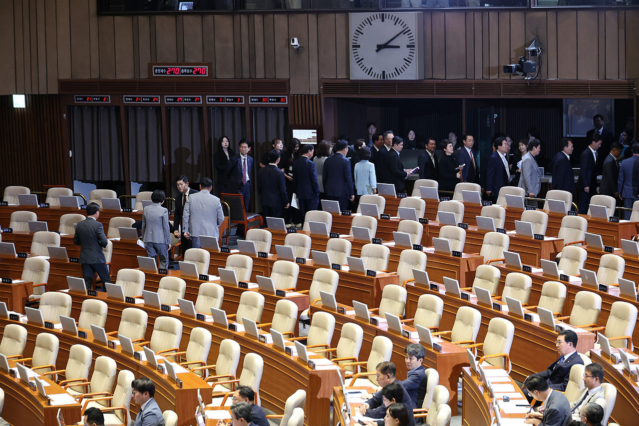 국힘의힘 추천 인권위원 선출안 부결‥우원식 "계엄 옹호 인사 추천 안 돼"