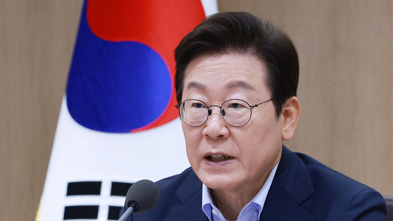 이 대통령 "검찰개혁 쟁점, 국민 앞에서 토론해야"