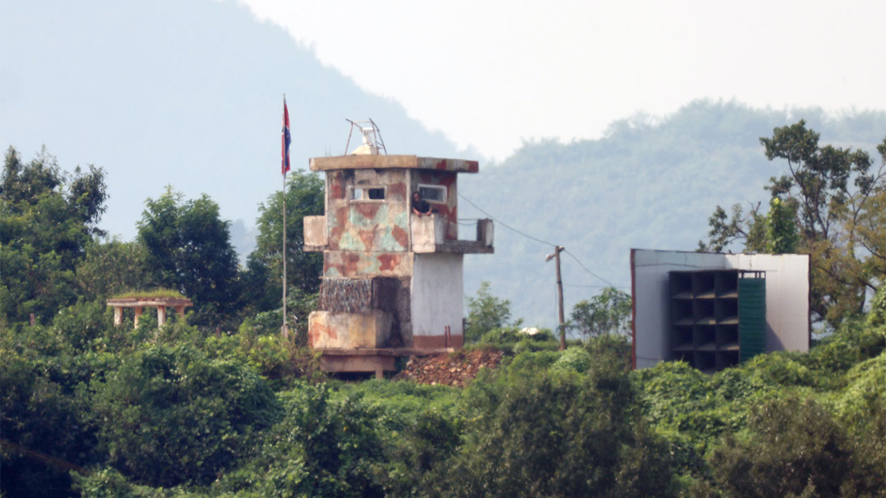 군, 대북 라디오 방송 '자유의 소리'도 15년 만에 중단