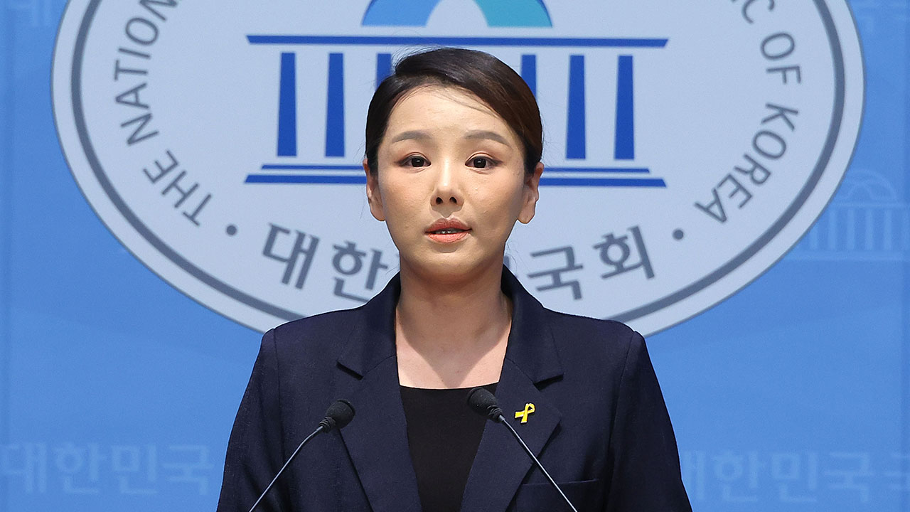 강미정, 성비위 사건에 조국혁신당 탈당‥혁신당 "사실과 다른 주장 유감"