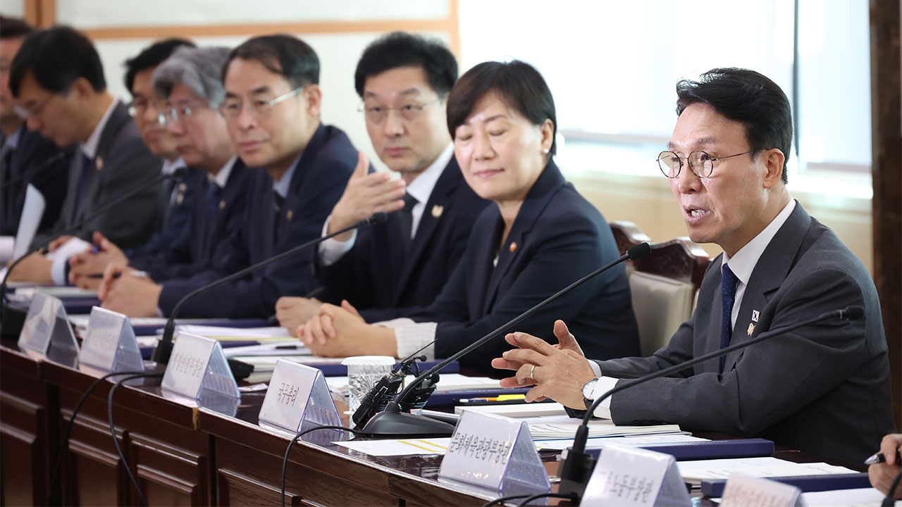 김민석 총리 "APEC 인프라 늦어도 이달 하순 마무리…완성도 높여야"
