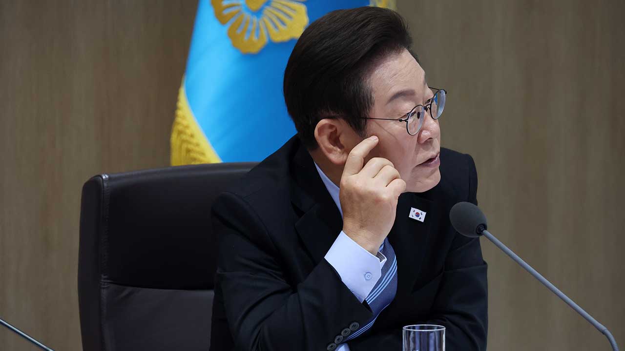 이 대통령 "임금체불 신고시 업장 전수조사" 지시