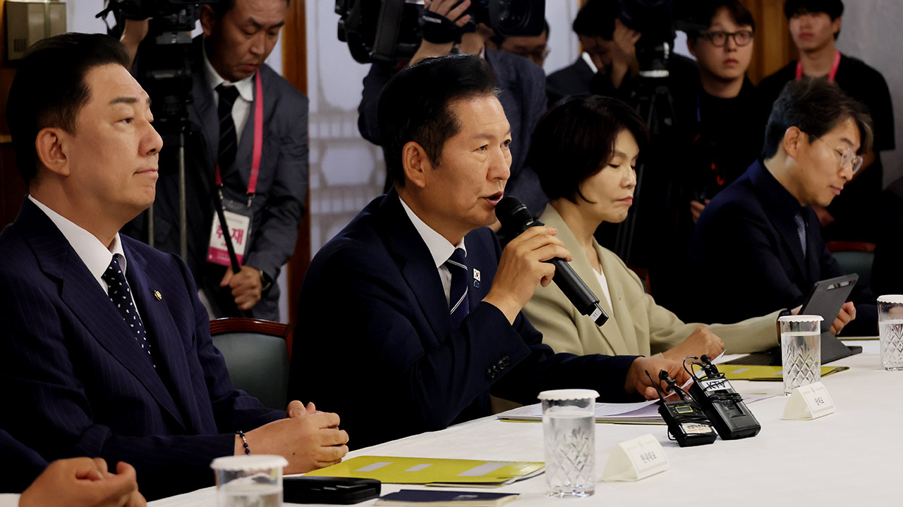 오늘 당정대 고위급 만찬회동‥與 '투톱 파열음' 봉합 시도