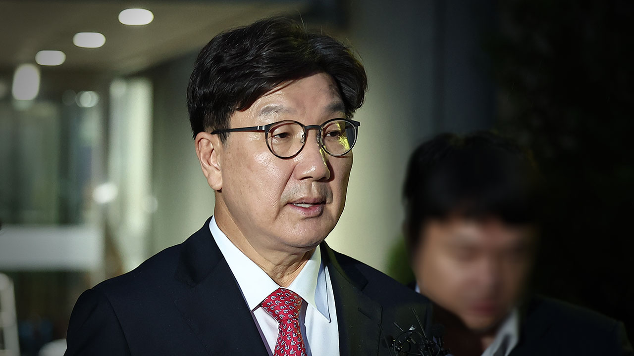 권성동, 구속영장 발부 직후 "이재명 정권, 나를 쓰러뜨리지 못할 것"