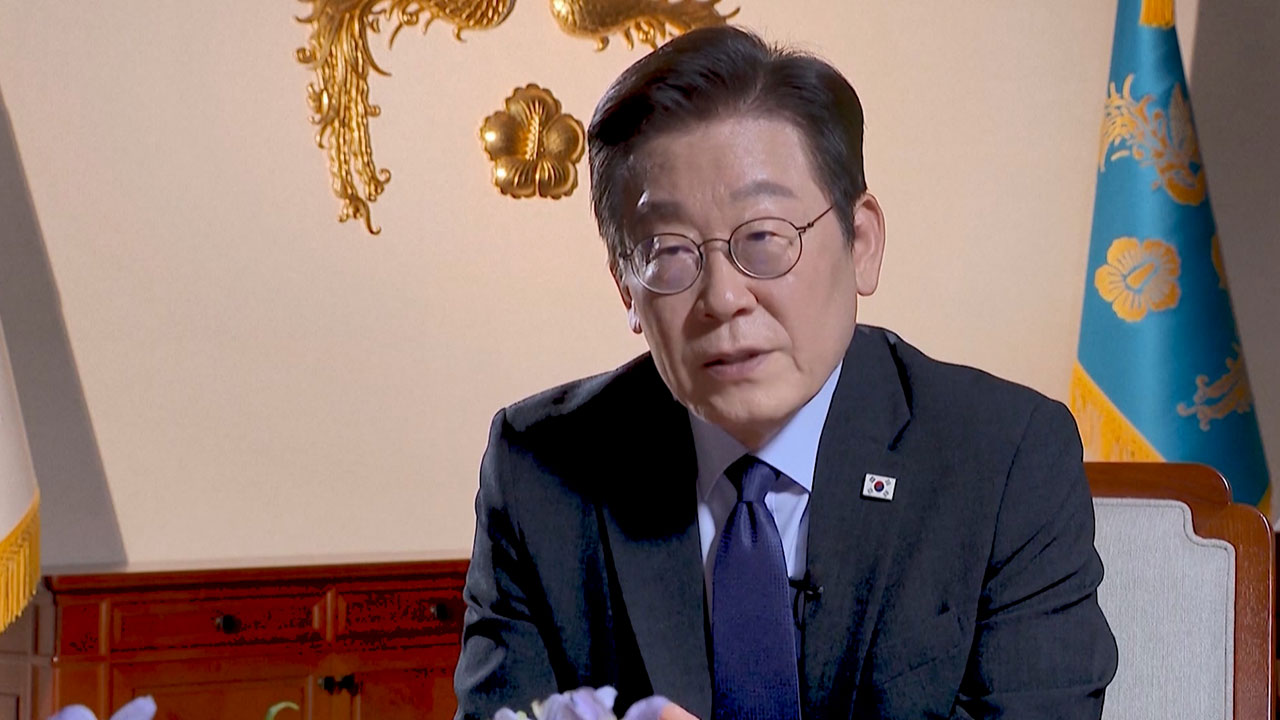 이 대통령 "트럼프-김정은 북핵 동결 합의 시 수용 가능"