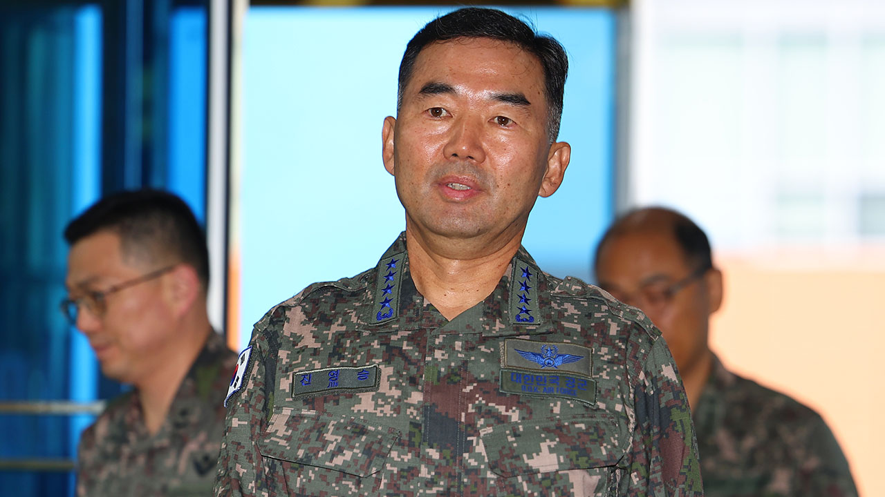 합참의장 후보 "계엄 조사, 필요하지만 빨리 마무리해야"