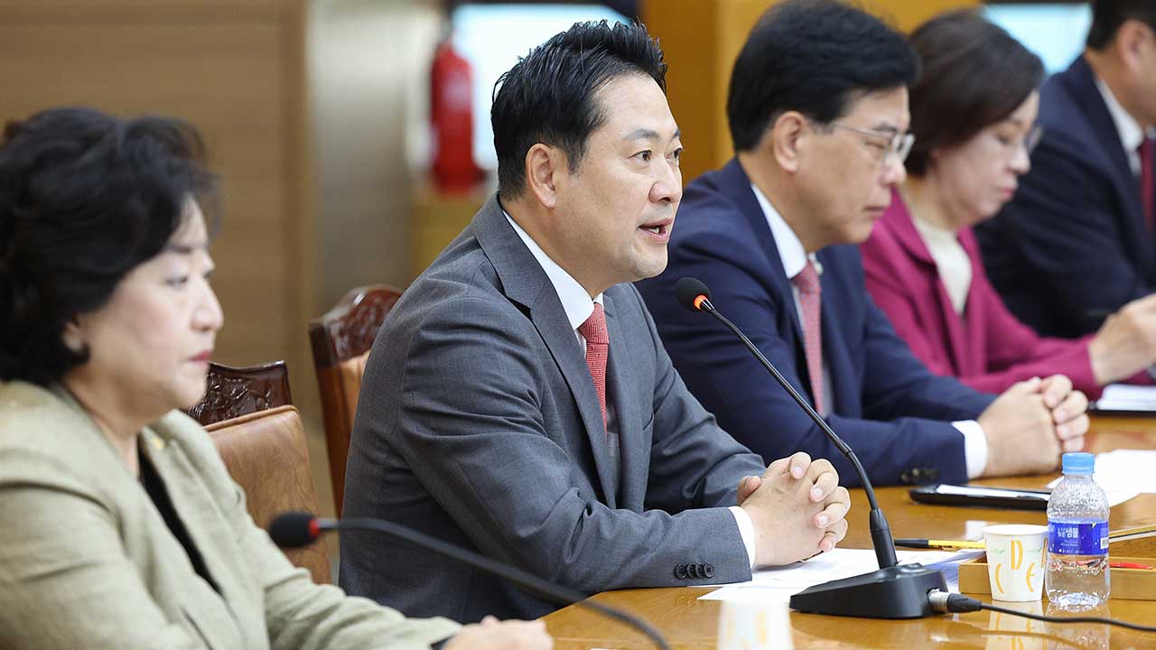 국민의힘, '조희대-한덕수 회동설' 서영교·부승찬 징계안 제출