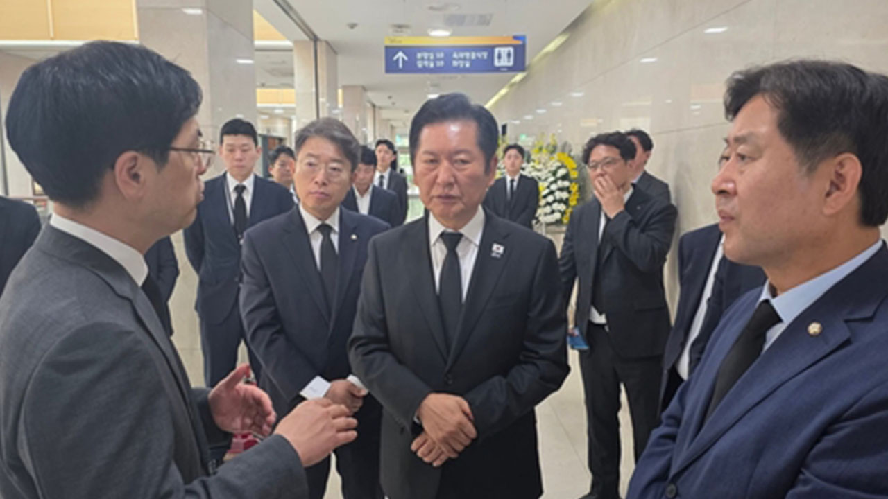 정청래, '전산망 담당 공무원' 빈소 조문‥"참담한 마음"