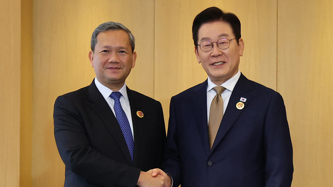 이 대통령, 캄보디아 정상 만나 "스캠 범죄 협조에 감사"