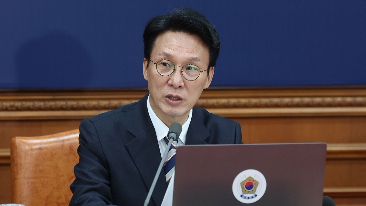 김민석 총리 "한국 매력 빠진 세계, 지역으로 흐름 끌어와야"