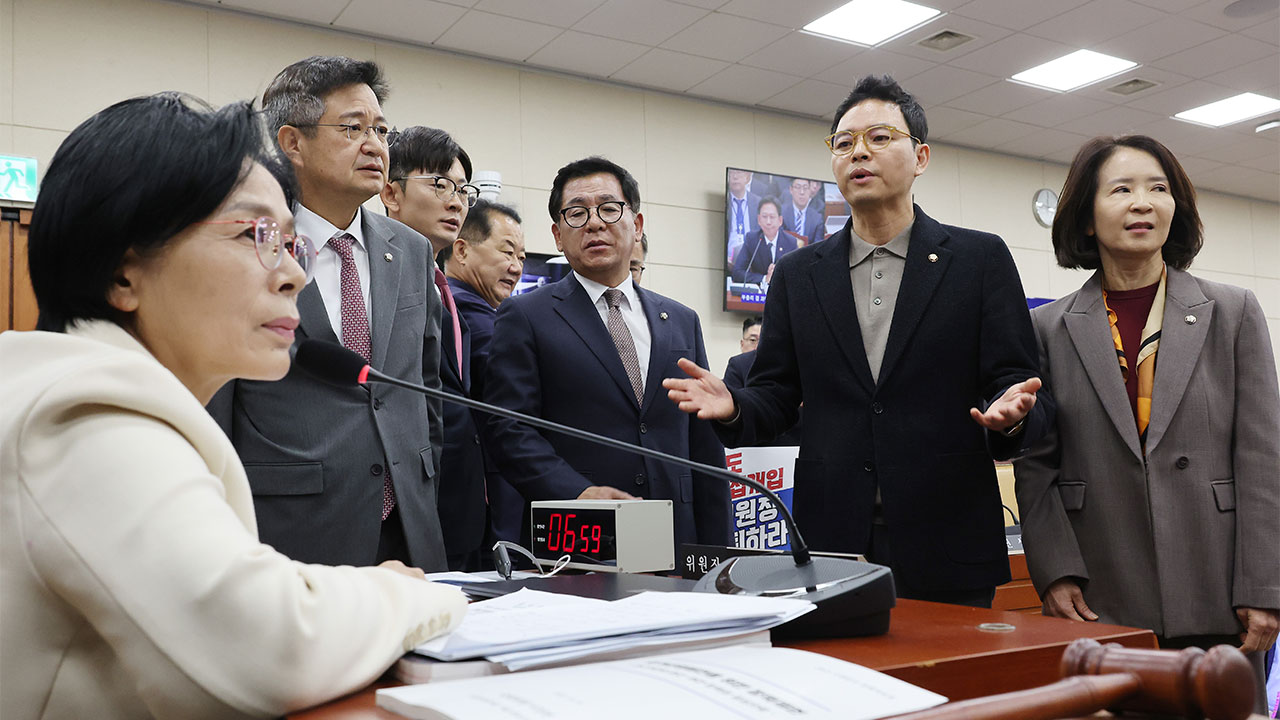 국민의힘 과방위원 "최민희 즉각 사퇴 촉구‥국정감사 수행 자격 안돼"