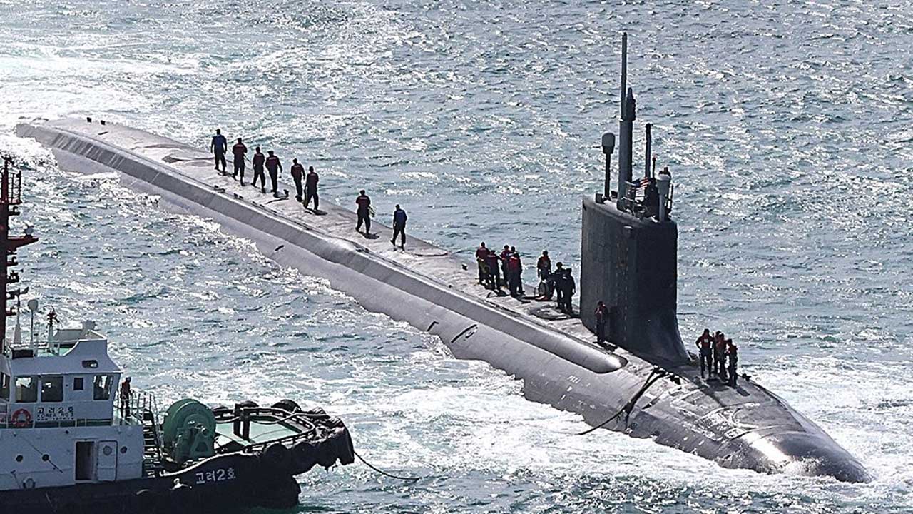 국방부 "원자력 추진 잠수함, 2030년대 중·후반 진수 가능"