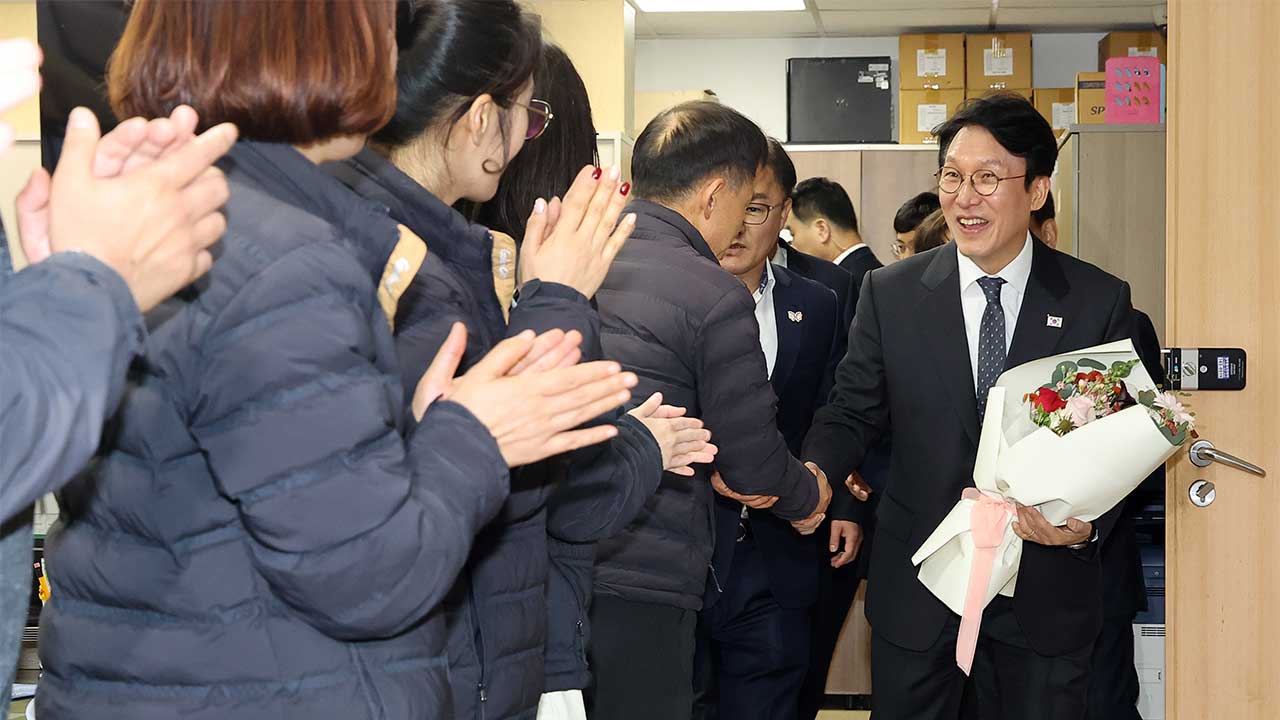 김 총리, 경주시청 방문해 "공무원들, APEC 기간 보이지 않는 곳에서 애써"